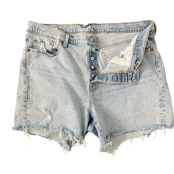 501 LEVI DENIM SHORTS size 18W high waist button fly raw hem - Picture 3 of 6